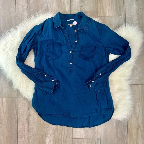 MERONA | Lightweight Chambray 1/2 Button-Down Collared Shirt (L) - Picture 1 of 5